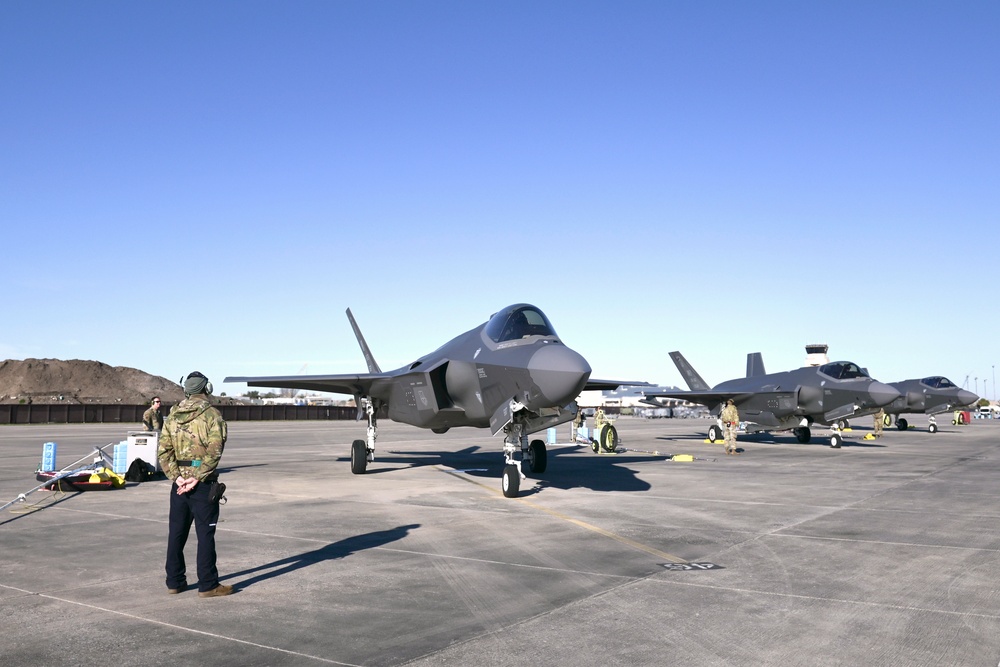 Wisconsin Airmen complete first F-35 training deployment