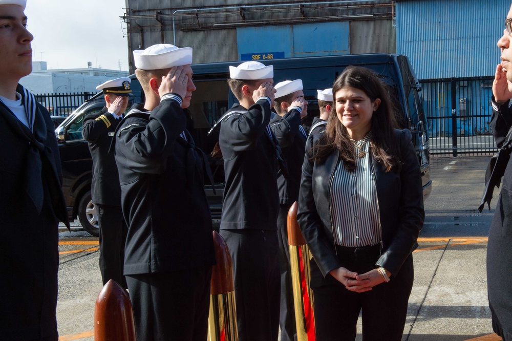 Congressional Delegation Visits USS Blue Ridge