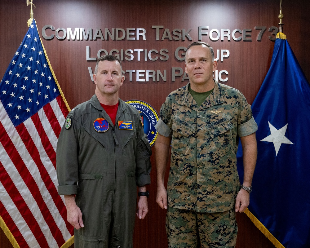 DVIDS - Images - 1st MAW Visits COMLOG WESTPAC [Image 1 of 2]