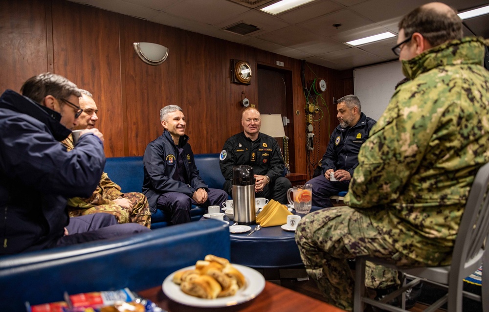 CTF-N commander and distinguished visitors visit USS Gunston Hall in Norway for Steadfast Defender 24