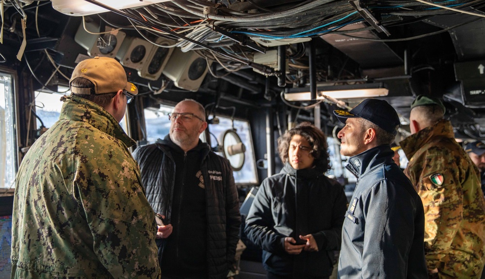 CTF-N commander and distinguished visitors participate in media event for Steadfast Defender in Norway