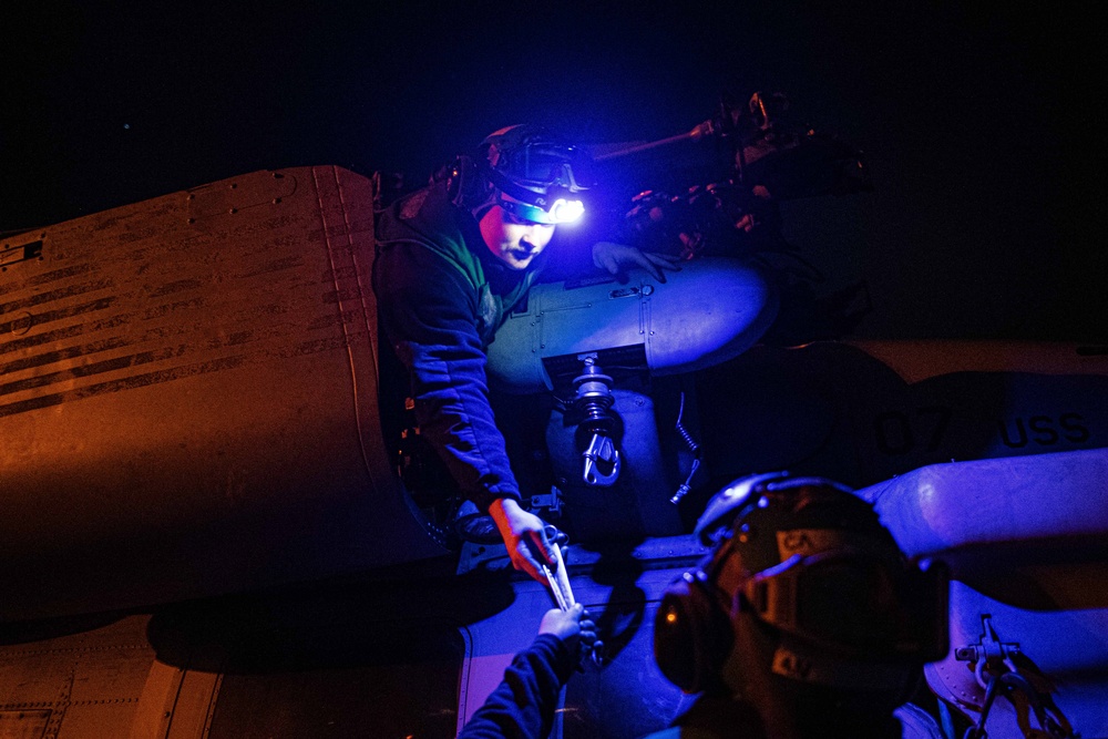 USS America Conducts Routine Maintenace