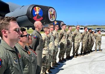 Bomber Task Force Airmen meet with congressional staff delegation