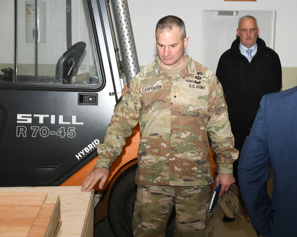 Brig. Gen. Carpenter visits Baumholder Training Facilities