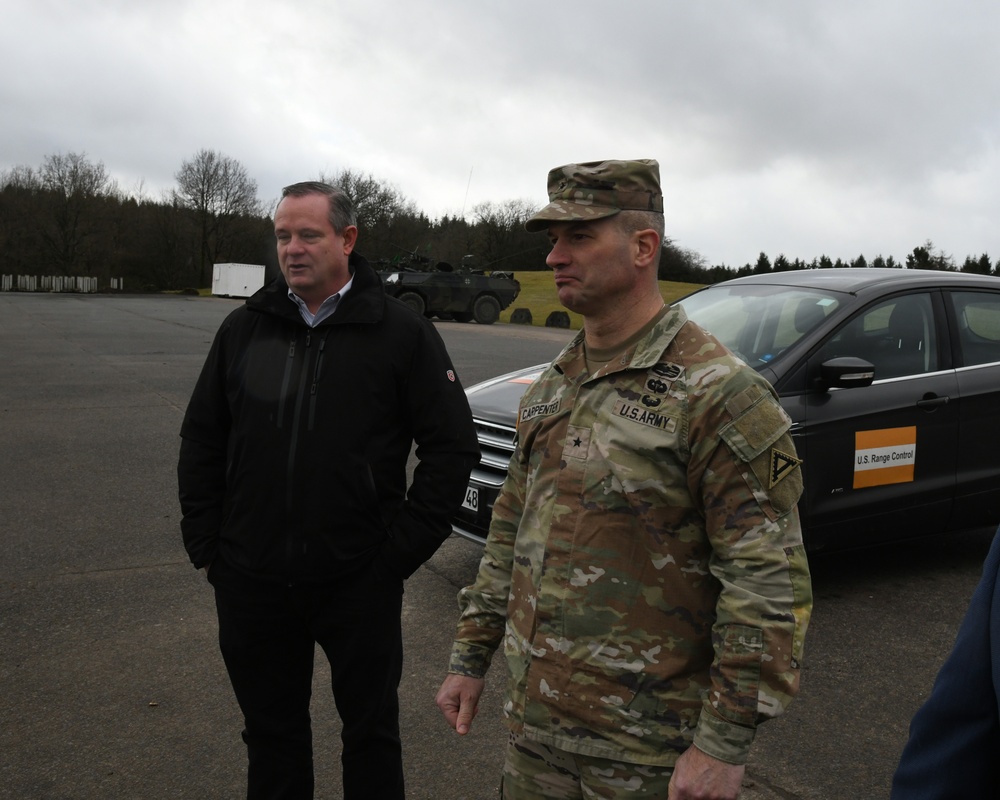 Brig. Gen. Carpenter visits Baumholder Training Facilities