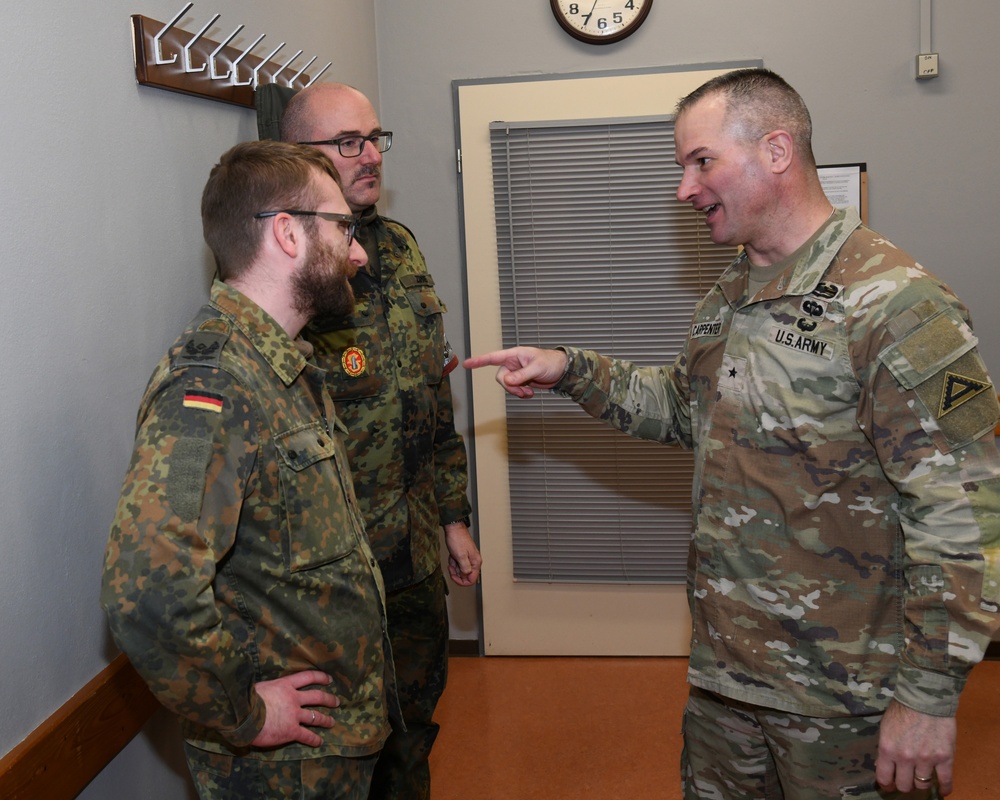 Brig. Gen. Carpenter visits Baumholder Training Facilities