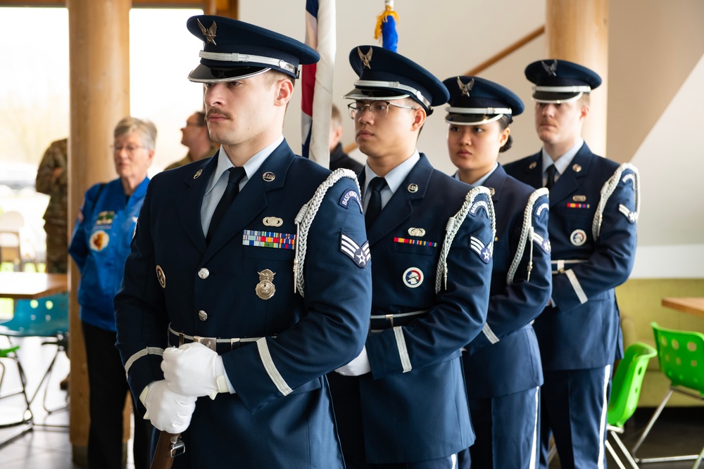 US and UK leaders honor WWII Airmen at Stanwick Lakes memorial