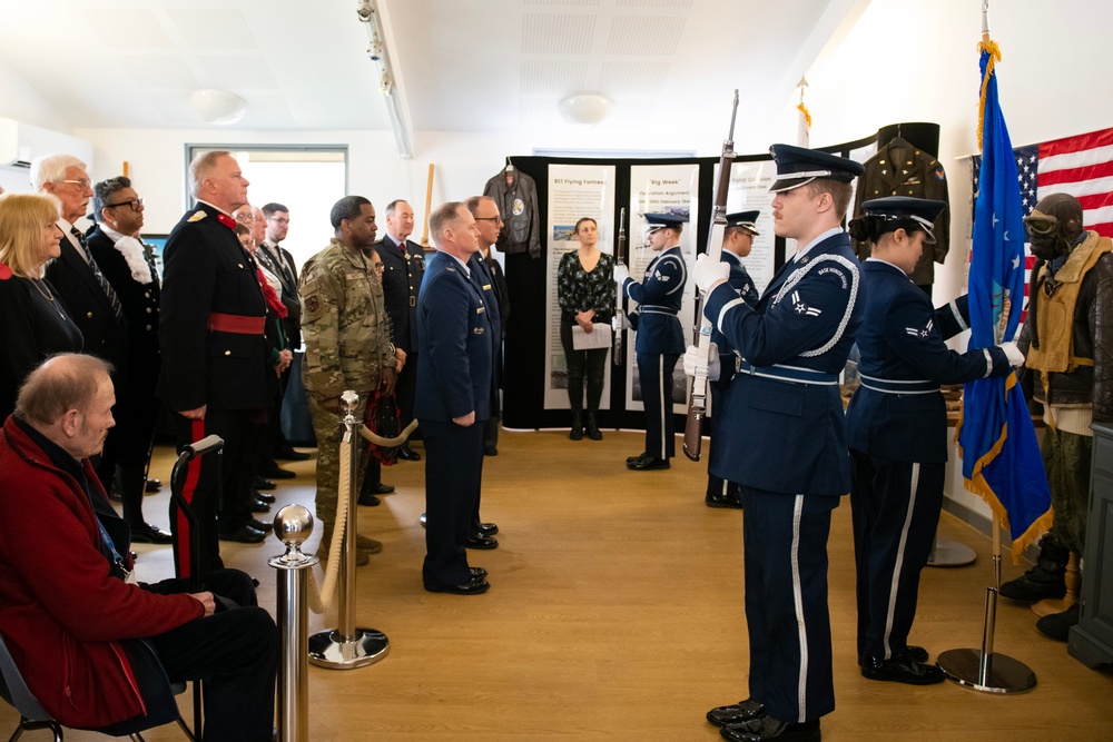 US and UK leaders honor WWII Airmen at Stanwick Lakes memorial