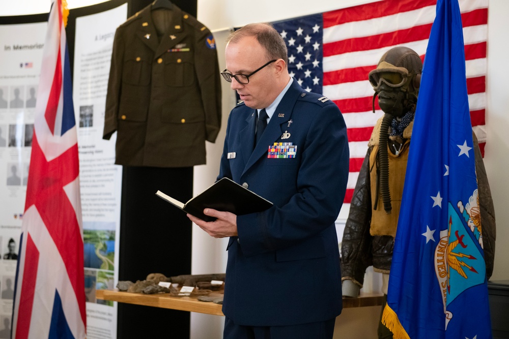 US and UK leaders honor WWII Airmen at Stanwick Lakes memorial