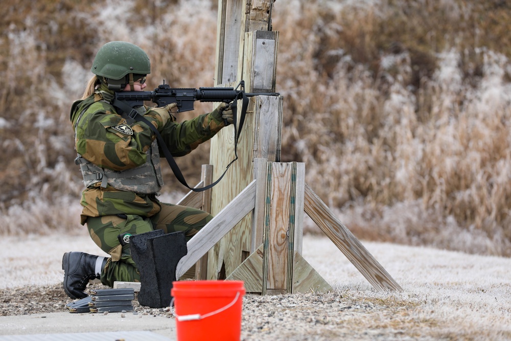 Norwegian Home Guard Fire the M4A1 Rifle at Camp Ripley