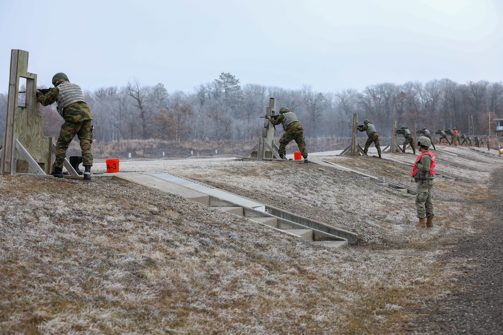 Norwegian Home Guard Fire the M4A1 Rifle at Camp Ripley