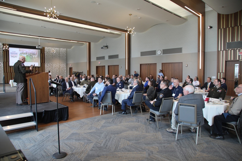 88th RD CG Speaks at Wisconsin ESGR Freedom Award Luncheon