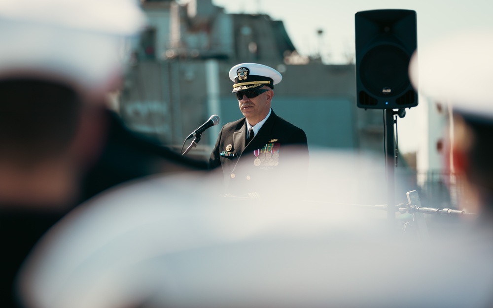 USS COOPERSTOWN (LCS 23) HOLDS CHANGE OF COMMAND