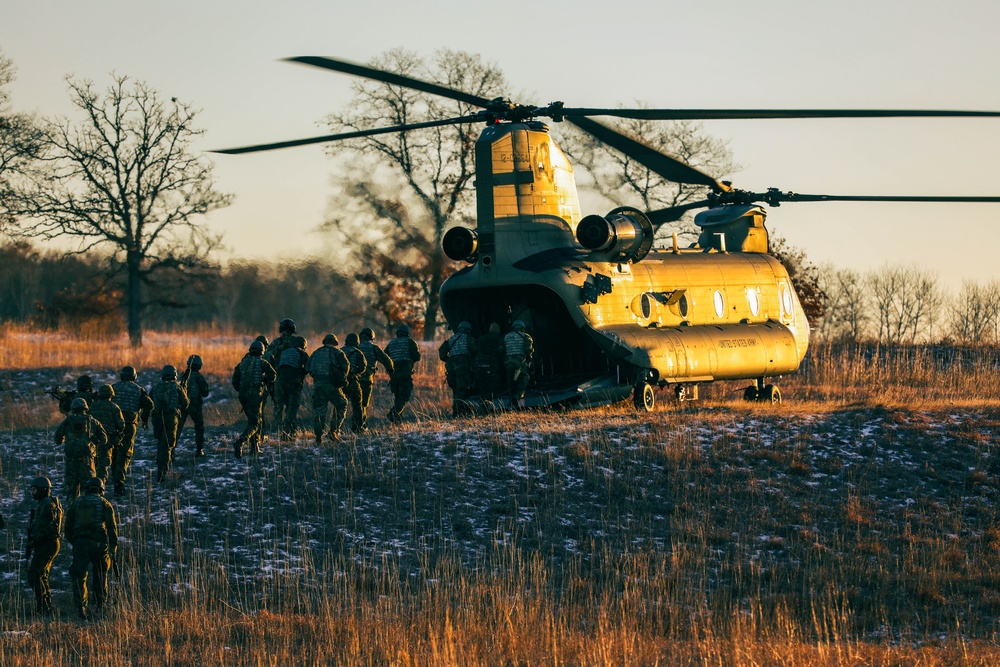 The Norwegian Home Guard Rapid Reaction Force Complete STX Lanes during NOREX 51