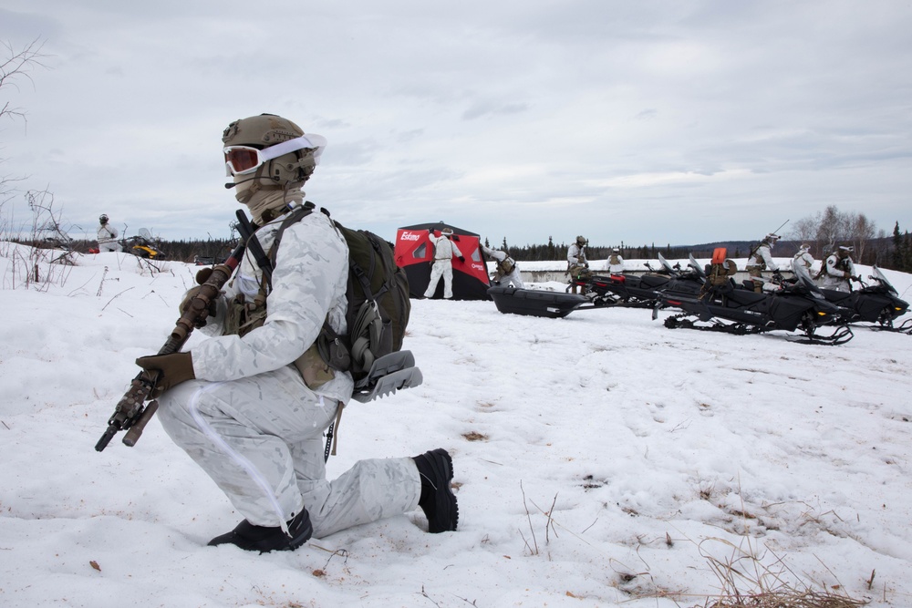 19th Special Forces Group (Airborne) Train in Alaska