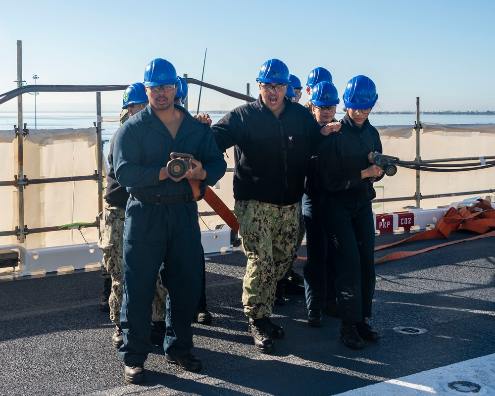 USS Essex In-Port Operations