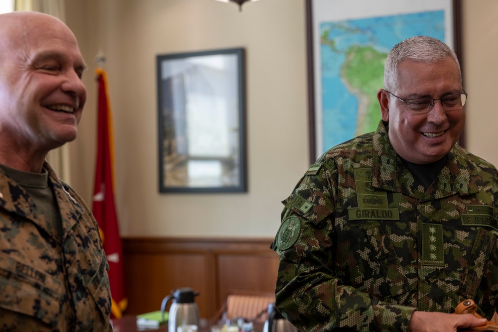 General Commander of the Colombian Military Forces visits New Orleans