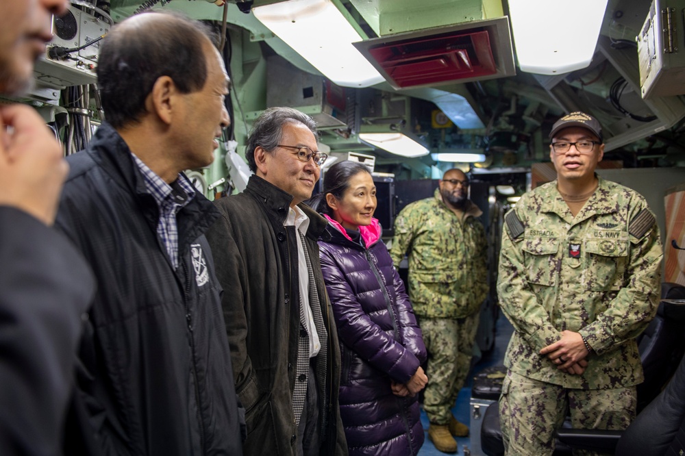 Consulate-General of Japan tours the USS San Juan SSN 751