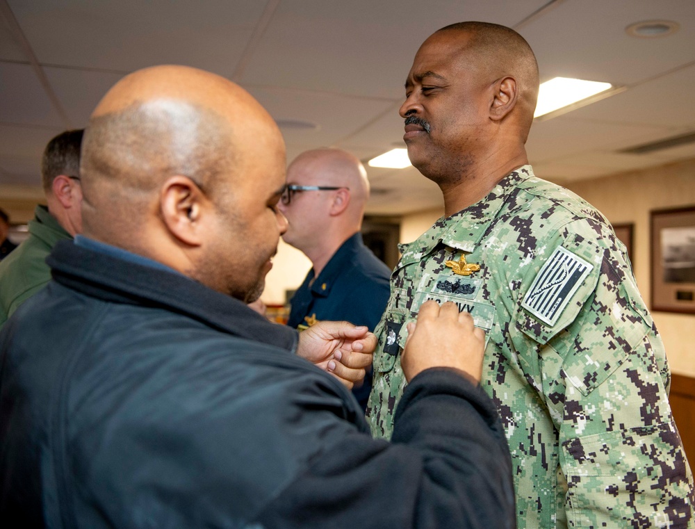 Boxer Chaplains Earn Surface Chaplain Officer Pins