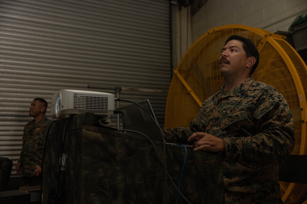 U.S. Navy Corpsman with 3rd Medical Battalion demonstrate a blood transfusion for the Japanese Ground Self Defense Force