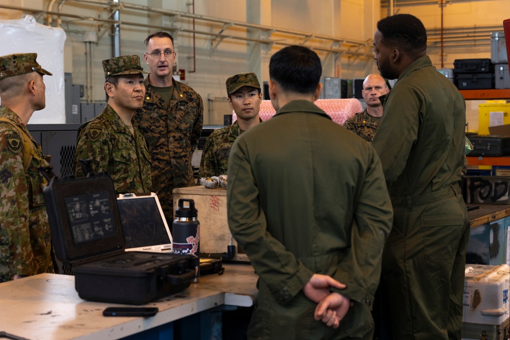 DVIDS - Images - Transport Aviation Group Commander Visits Marine Corps ...