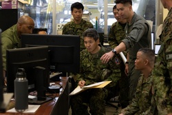 Transport Aviation Group commander visits Marine Corps Air Station Futenma [Image 6 of 6]