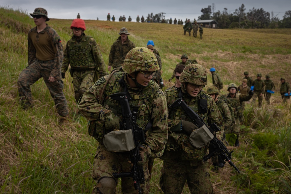 31st MEU and ARDB conduct bilateral urban combat training