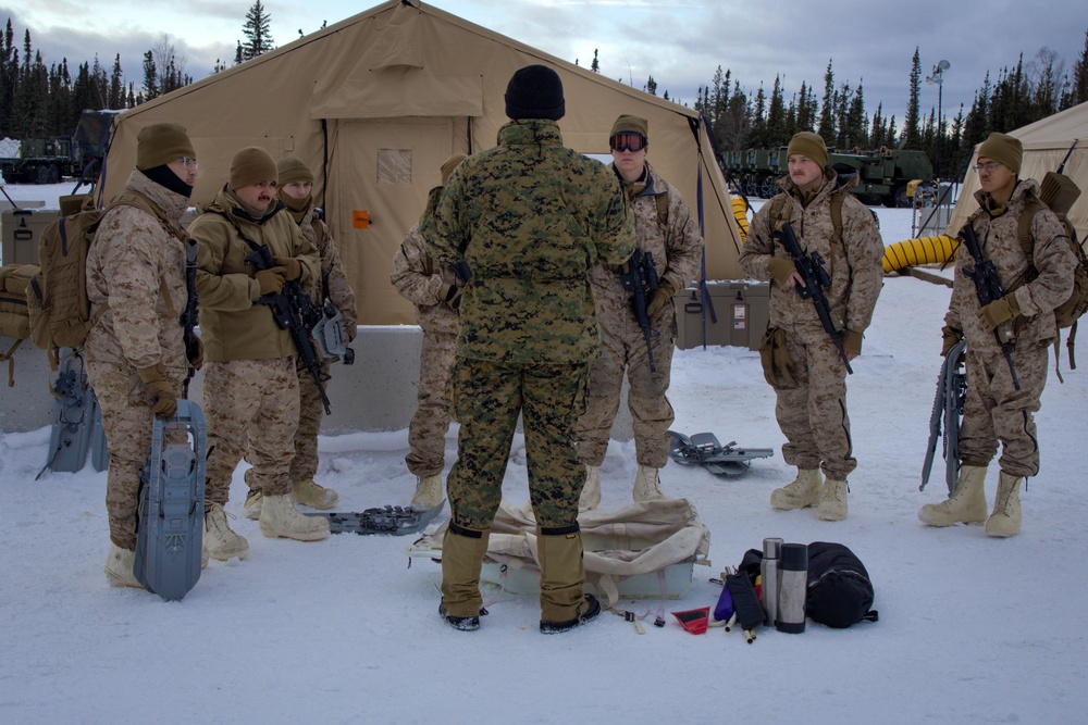 ARCTIC EDGE 2024: Fox 2/14 Marines receive cold weather training