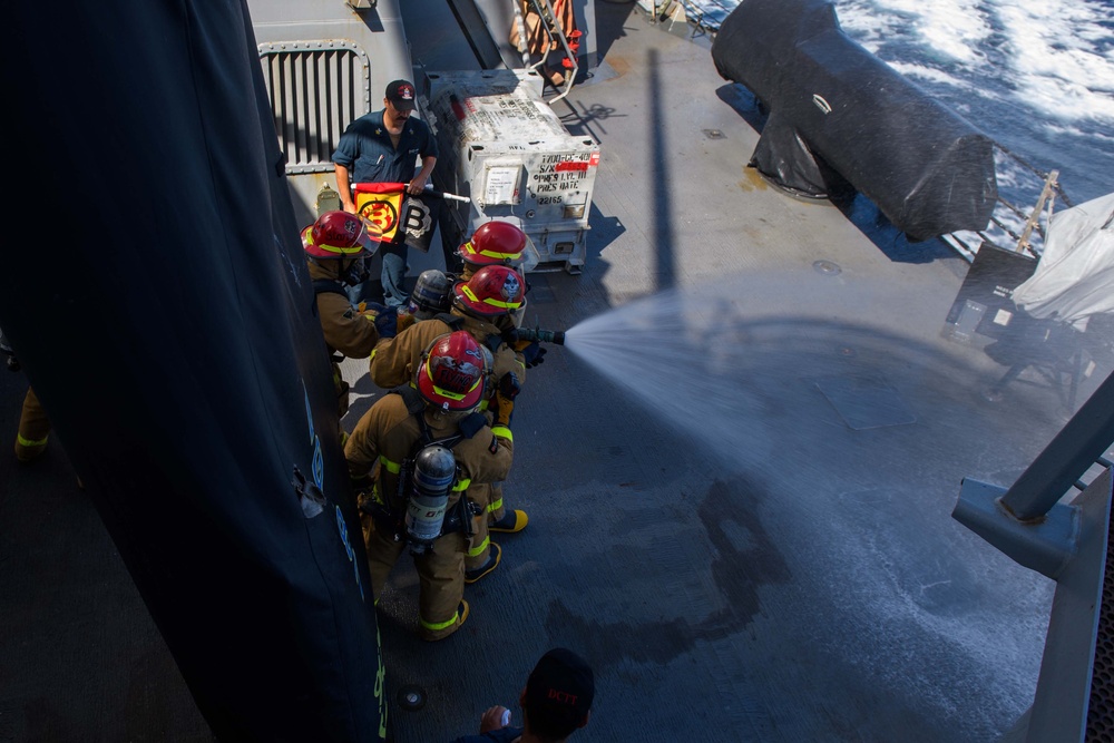 USS Mason Conducts Firefighting Training in Red Sea