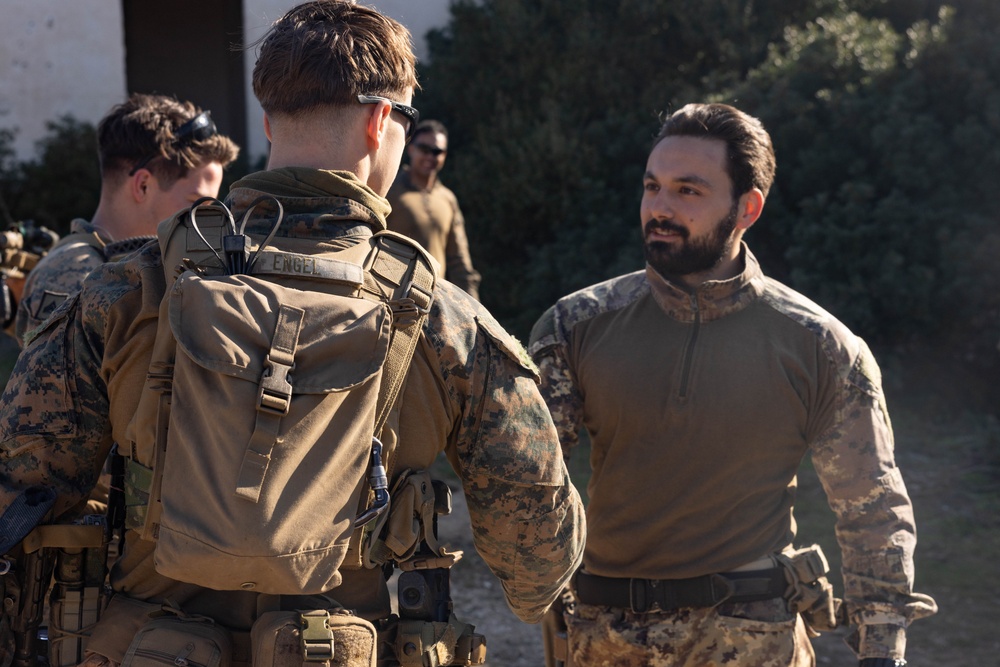 26th MEU(SOC) Integrates with Italian San Marco Brigade Marines During Bilateral Exercise