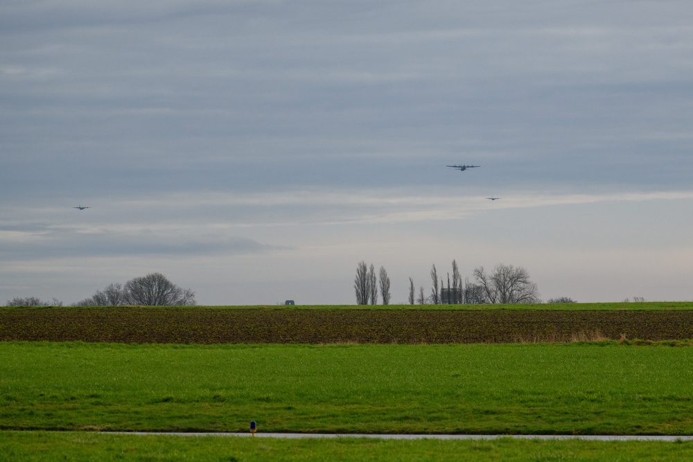 Low Cost Low Altitude Airdrops on Chièvres Drop Zone