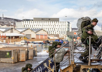 Swedish and Finnish Marines embark USS Gunston Hall to participate in Steadfast Defender 24