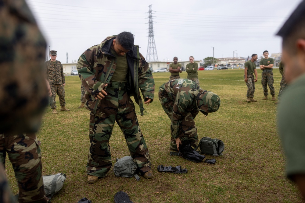 1st MAW squadrons compete in tri field meet