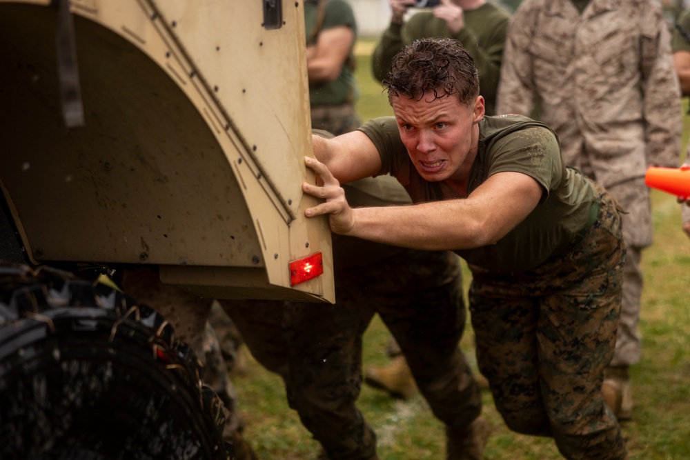 1st MAW squadrons compete in tri field meet