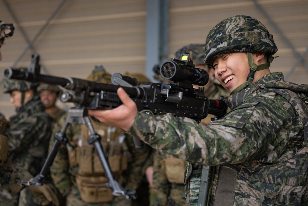 KOREA VIPER 24.1 | U.S. and Republic of Korea Marines Execute a Bilateral Live-Fire Range 