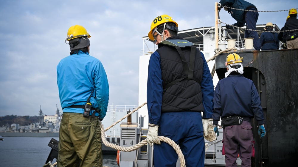 USS Benfold Undocking At SRF-JRMC
