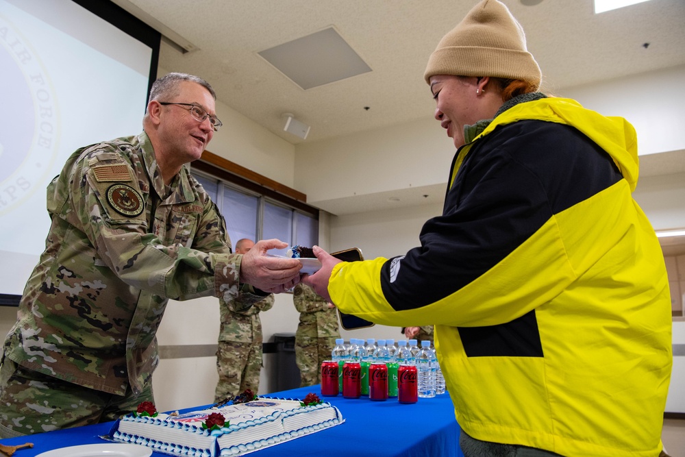 Chief of Chaplains visits Yokota