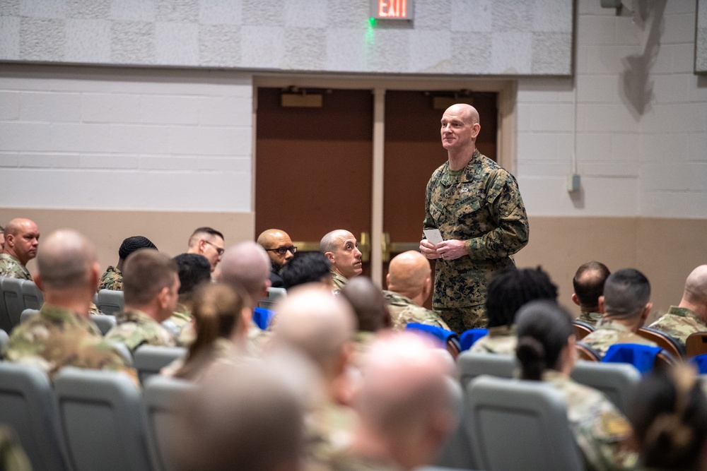 SEAC speaks at CMSgt Orientation Course