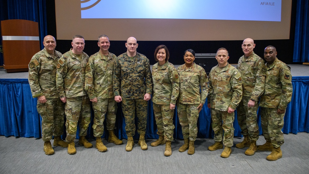 SEAC speaks at CMSgt Orientation Course