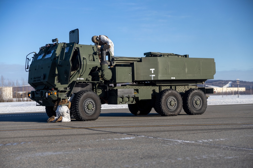 ARCTIC EDGE 2024: Fox 2/14 Marines conduct HIRAIN