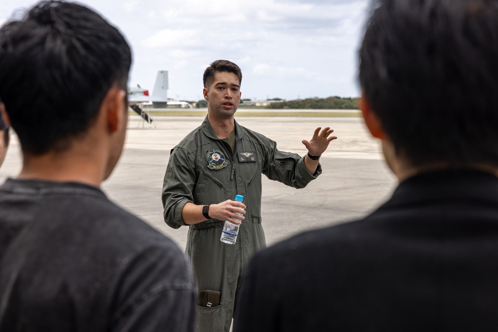 University of Tokyo college students visit MCAS Futenma