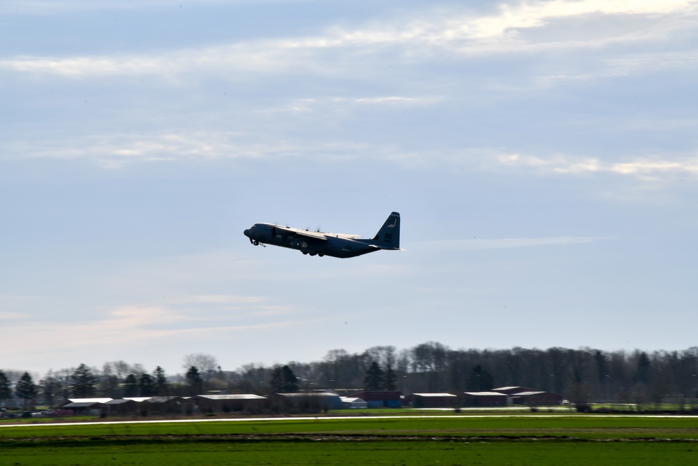 86th AW Airmen certify as LZSO with 1st CBCS