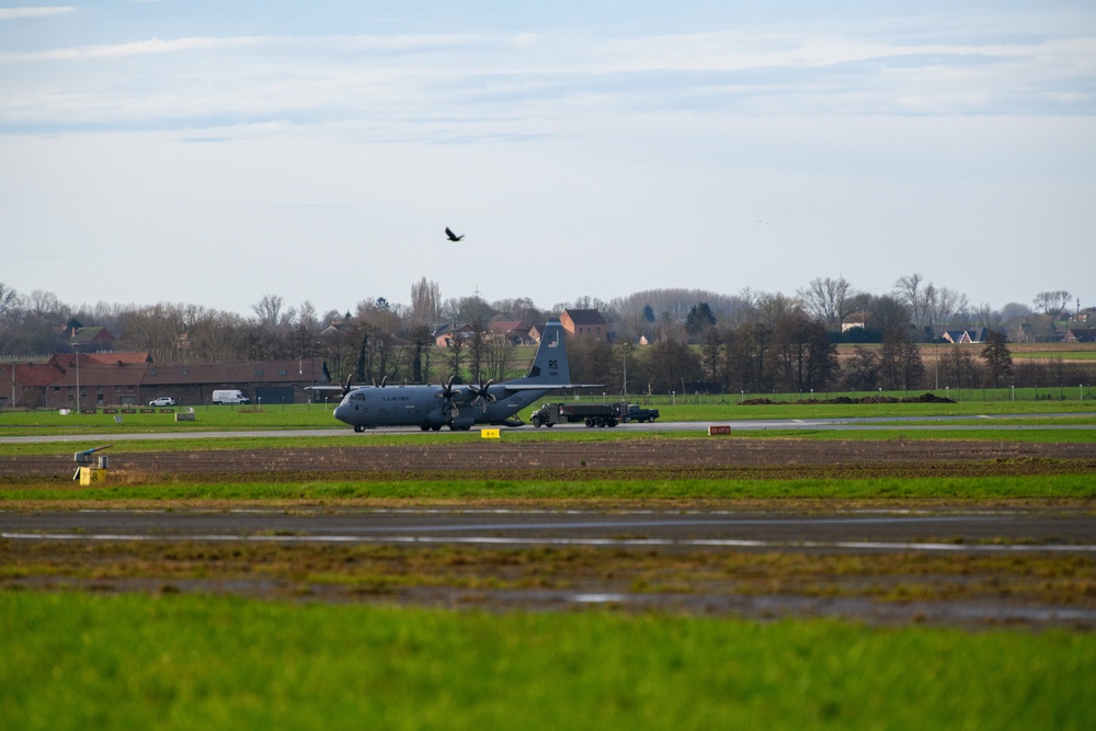 86th AW Airmen certify as LZSO with 1st CBCS