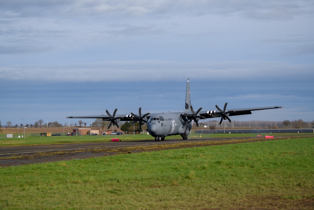 86th AW Airmen certify as LZSO with 1st CBCS