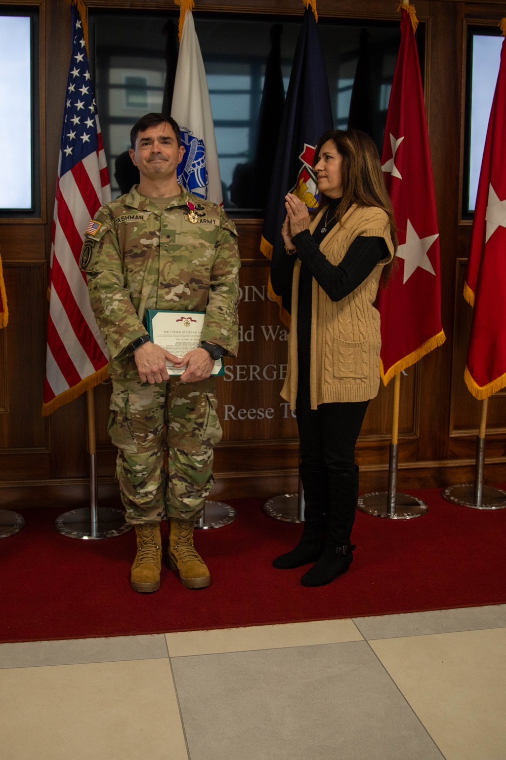 Brig. Gen. Cashman receives Legion of Merit