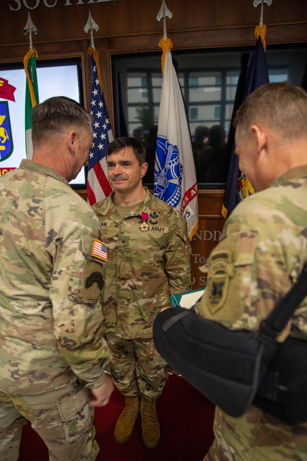 Brig. Gen. Cashman receives Legion of Merit