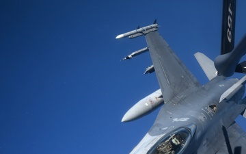 U.S. F-15s, F-16s and JASDF F-15MJs train together during Cope North 24