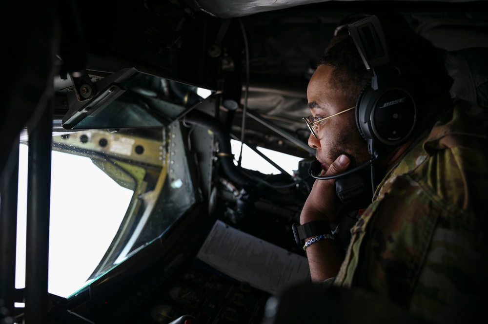 The 92nd Operations Group trains Airmen on Real-Time Information in Cockpit system