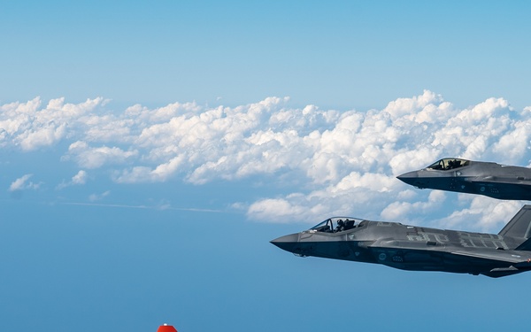 U.S. Marine Corps XQ-58A Valkyrie completes second flight