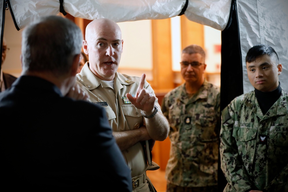 Assistant Secretary of Defense for Health Affairs Visits Naval Medical Research Command